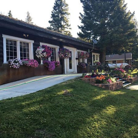 Antlers Lodge Cooke City Exterior photo
